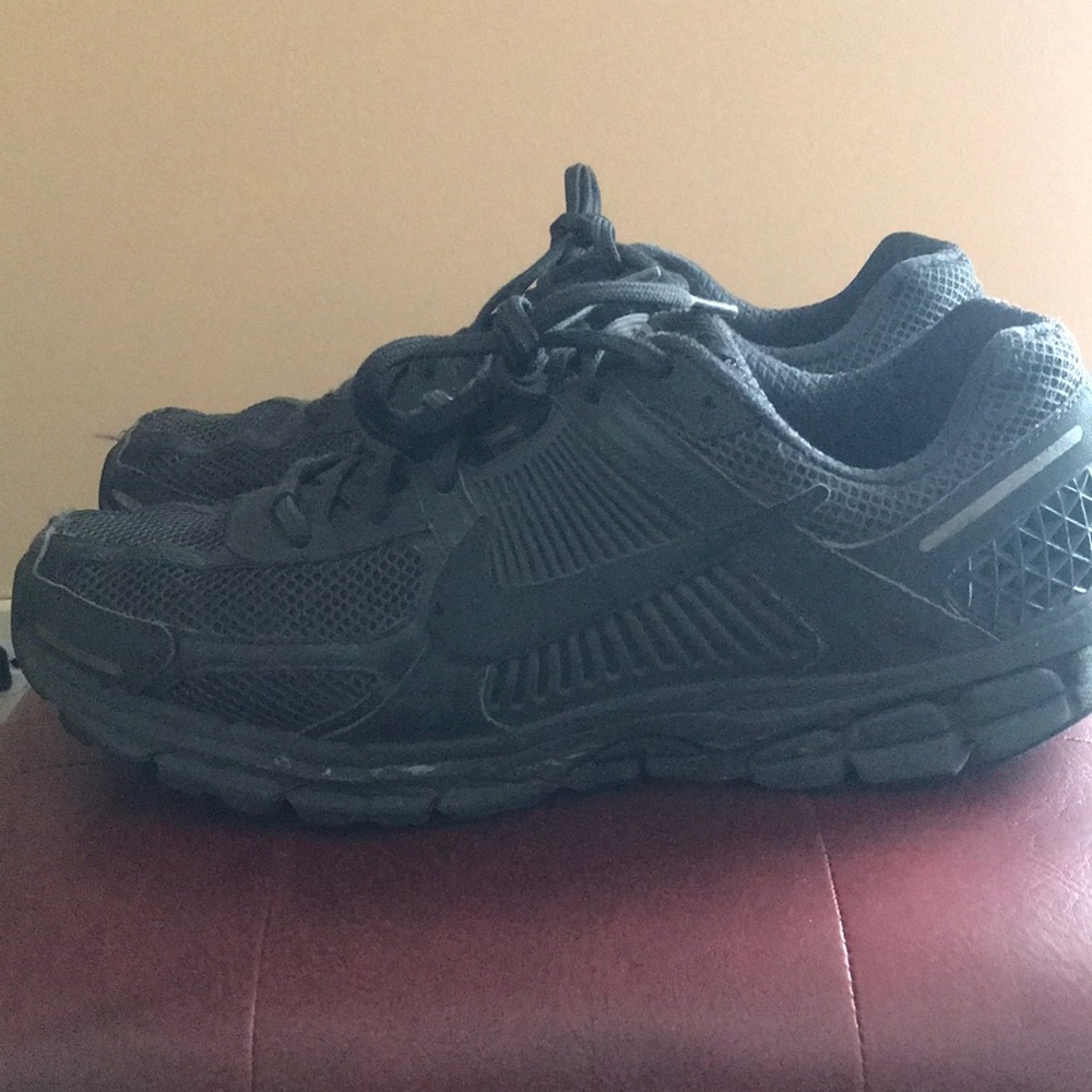 Nike Vomero 5